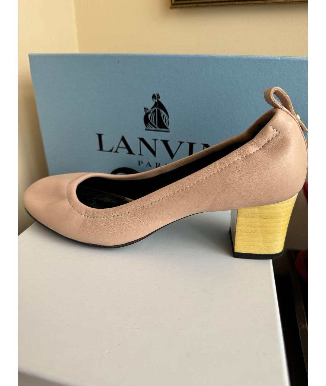 LANVIN Бежевые кожаные лодочки на низком каблуке, фото 4