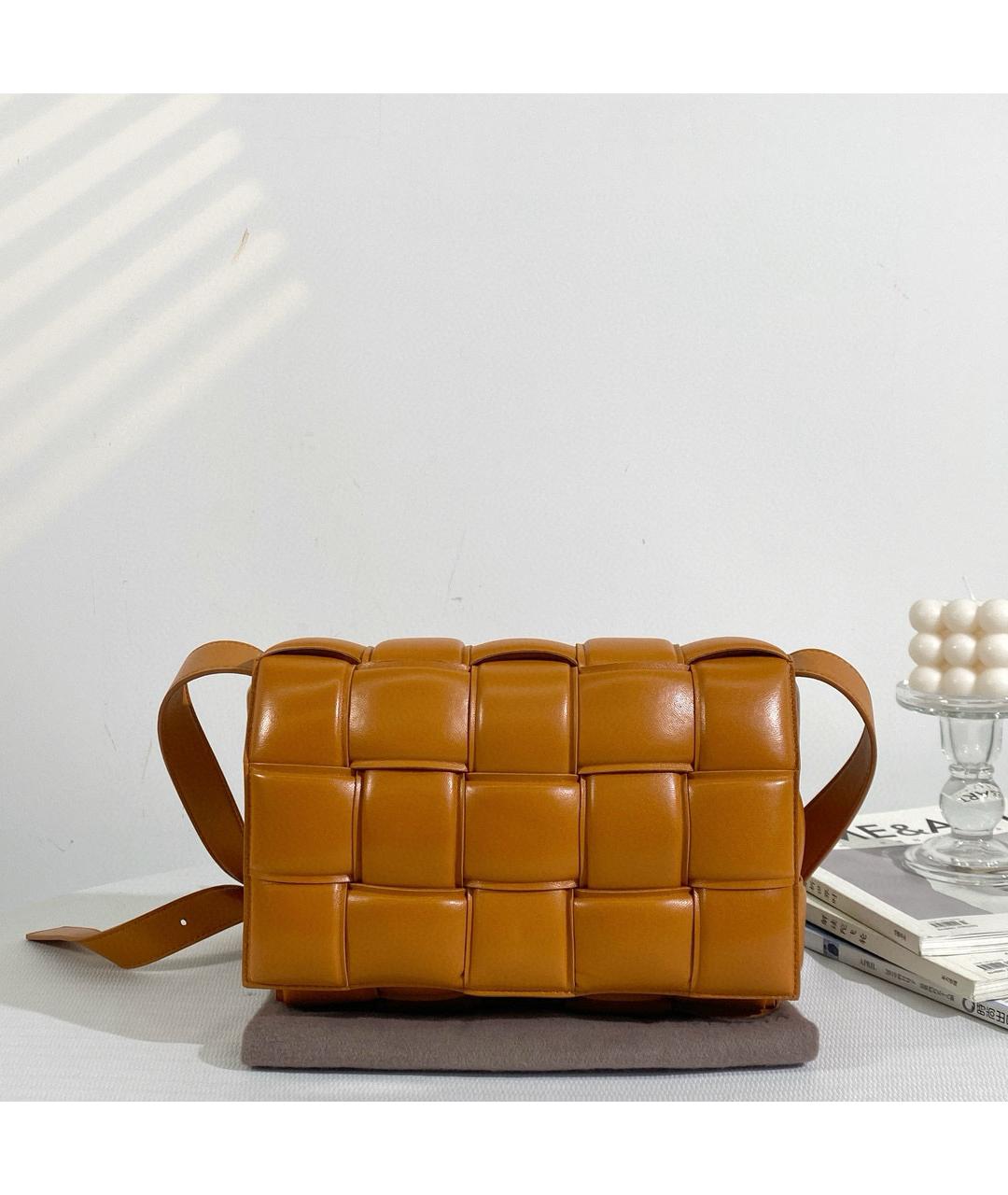 BOTTEGA VENETA Коричневая кожаная сумка через плечо, фото 5