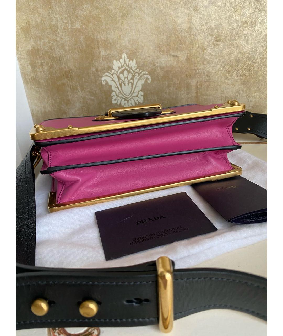 PRADA Фуксия кожаная сумка через плечо, фото 3