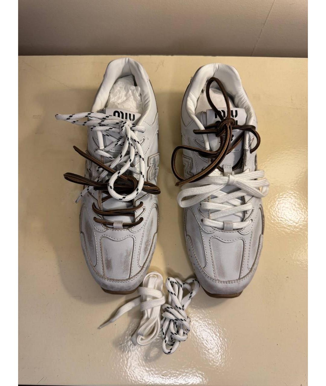MIU MIU Белые кожаные кроссовки, фото 3