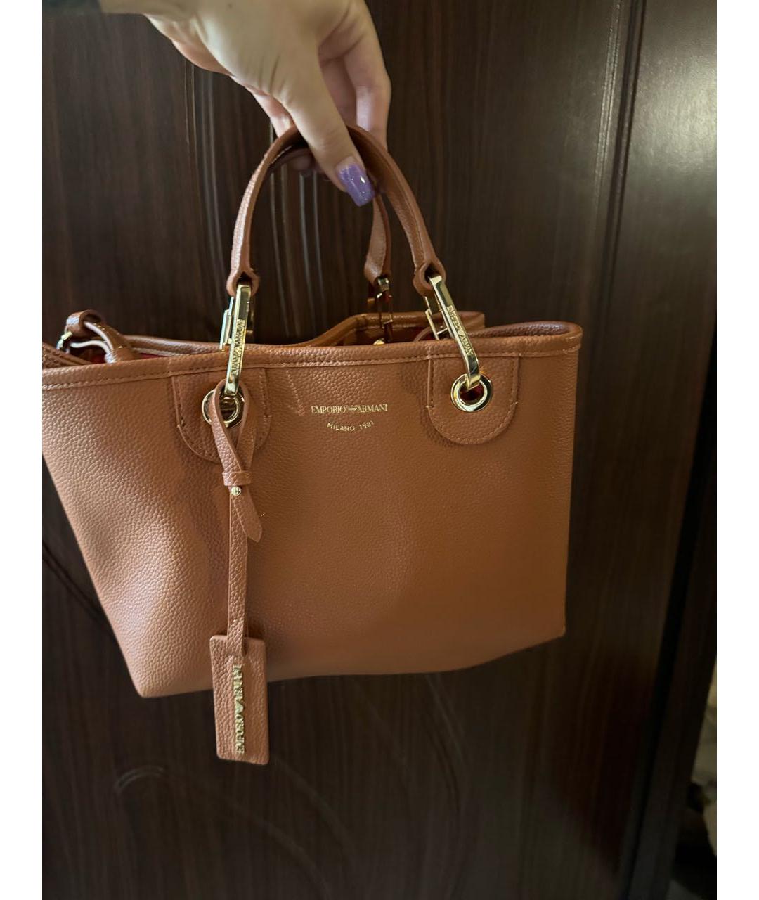 ARMANI EXCHANGE Оранжевая кожаная сумка с короткими ручками, фото 4