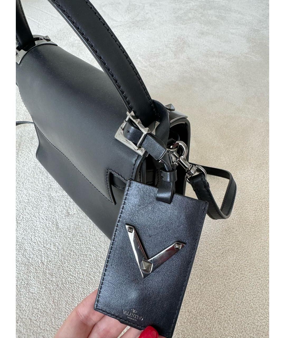 VALENTINO Черная кожаная сумка с короткими ручками, фото 5