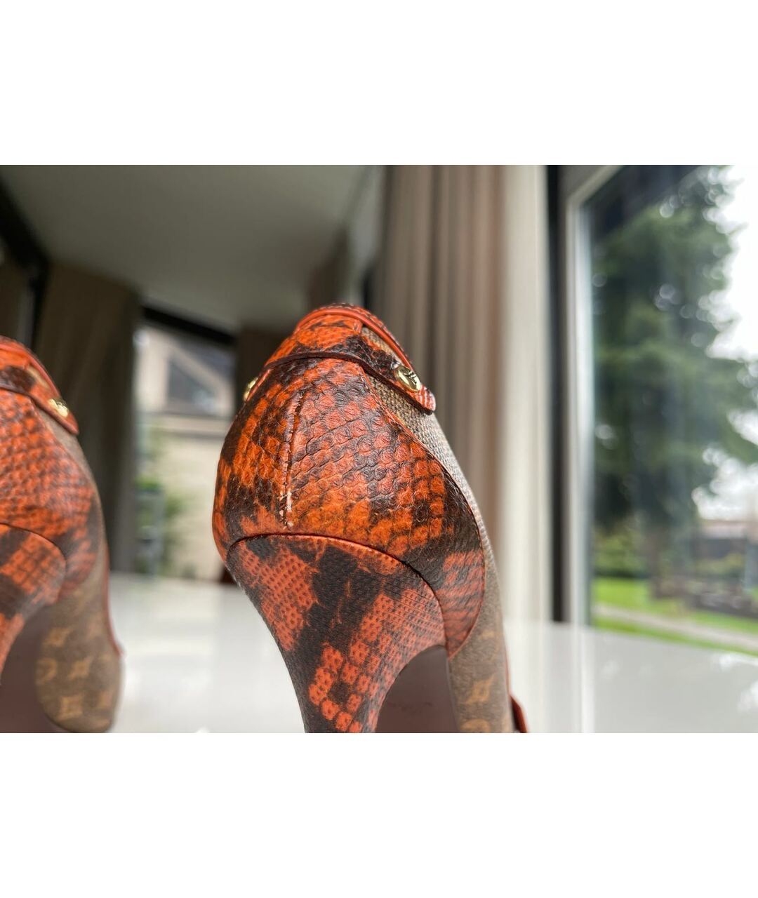 LOUIS VUITTON PRE-OWNED Оранжевое кожаные туфли, фото 5