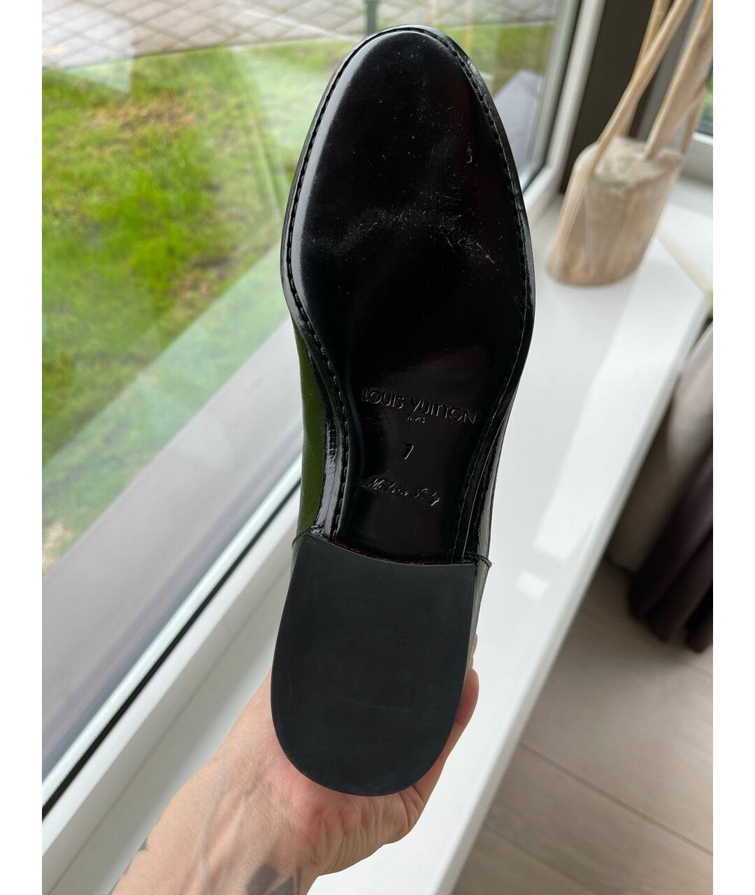 LOUIS VUITTON PRE-OWNED Черные высокие ботинки из лакированной кожи, фото 7