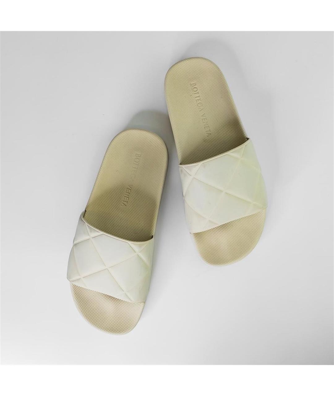 BOTTEGA VENETA Серые резиновые шлепанцы, фото 5