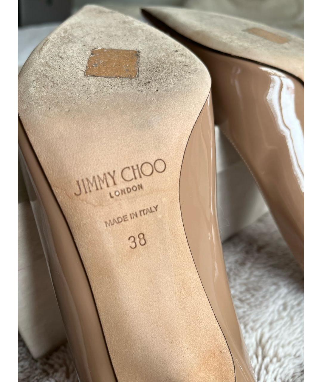 JIMMY CHOO Бежевые туфли из лакированной кожи, фото 7