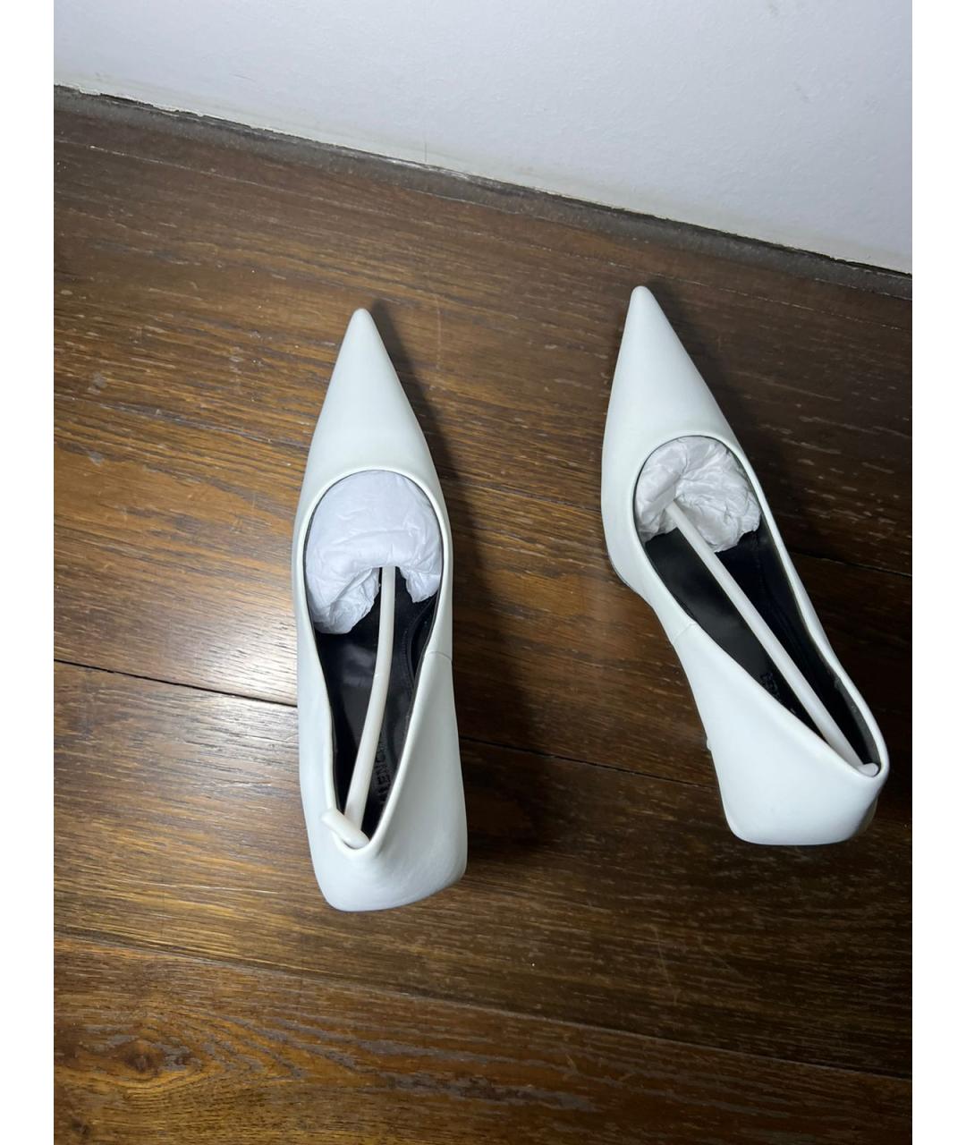BALENCIAGA Белые кожаные туфли, фото 3