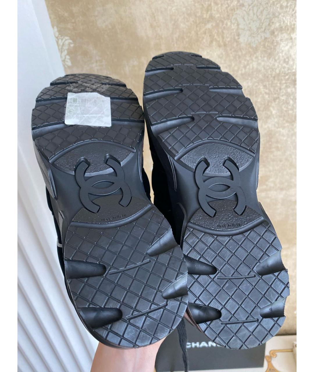 CHANEL Черные бархатные кроссовки, фото 5