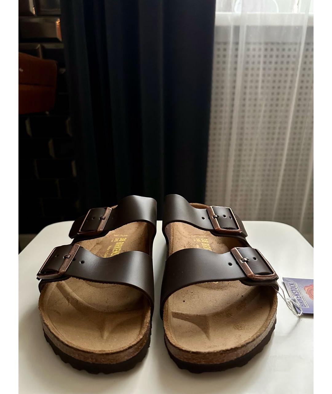 BIRKENSTOCK Коричневые кожаные сандалии, фото 2