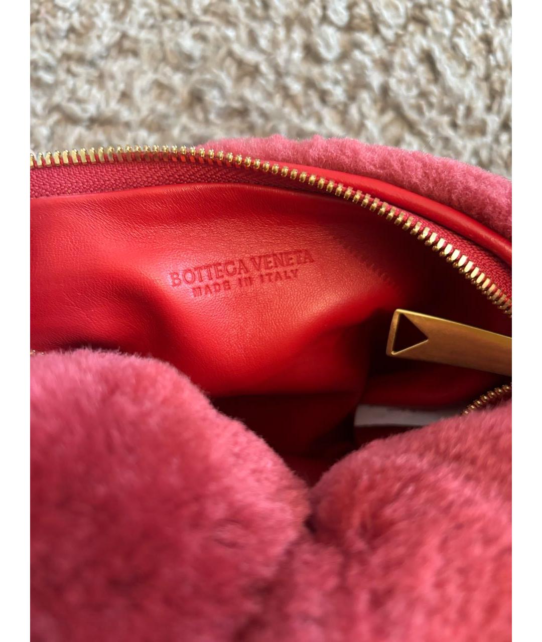 BOTTEGA VENETA Коралловая меховая сумка с короткими ручками, фото 4