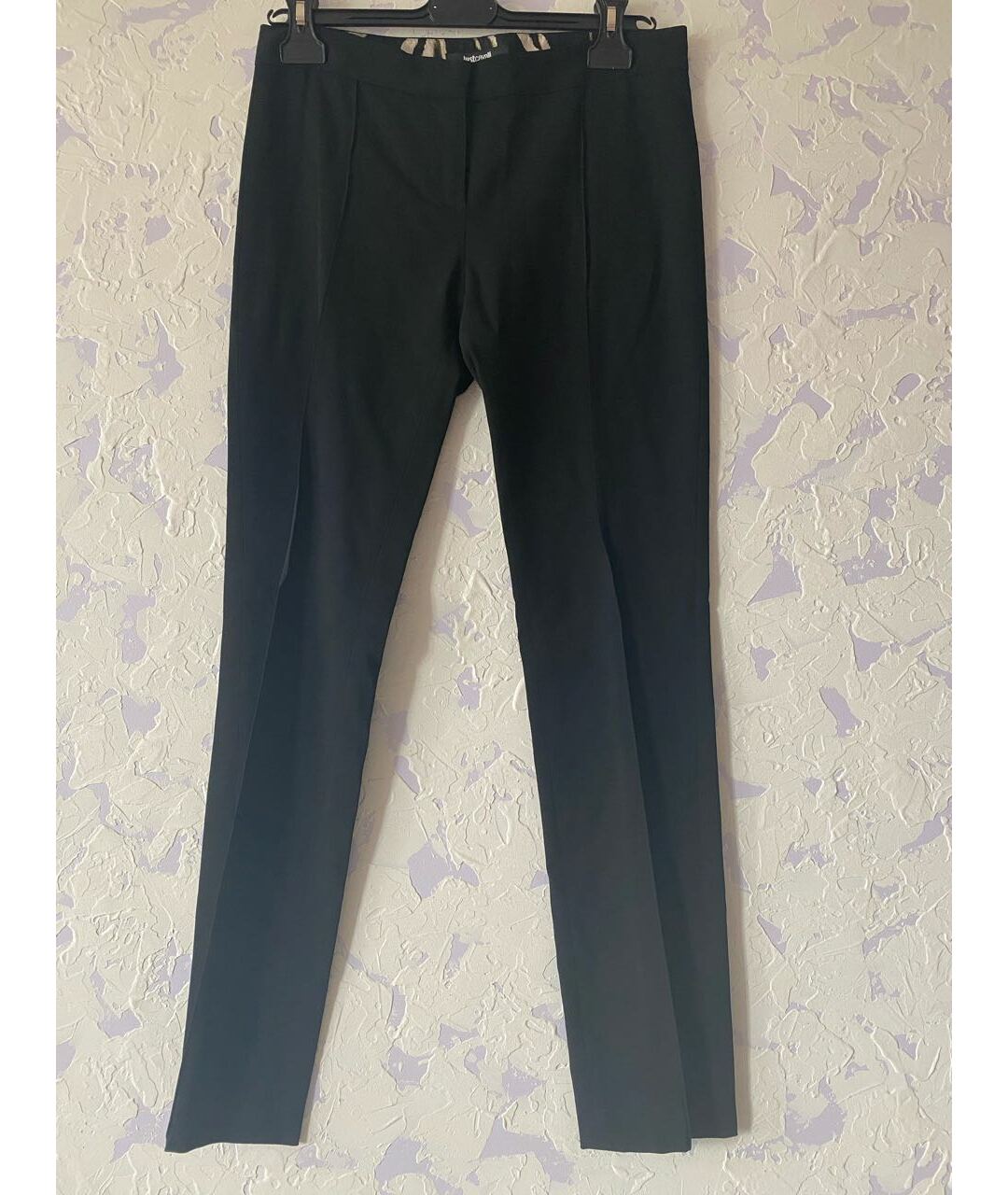 JUST CAVALLI Черные вискозные прямые брюки, фото 5