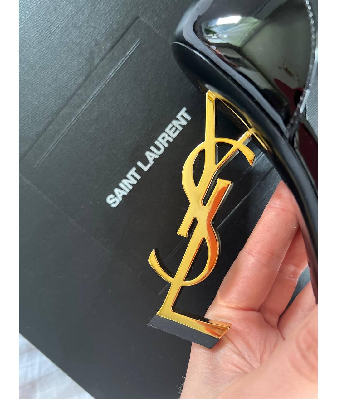 SAINT LAURENT Черные босоножки из лакированной кожи, фото 5