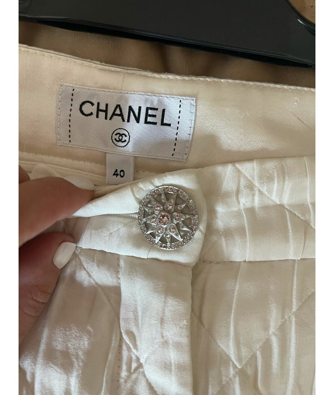 CHANEL PRE-OWNED Белые атласные прямые брюки, фото 3