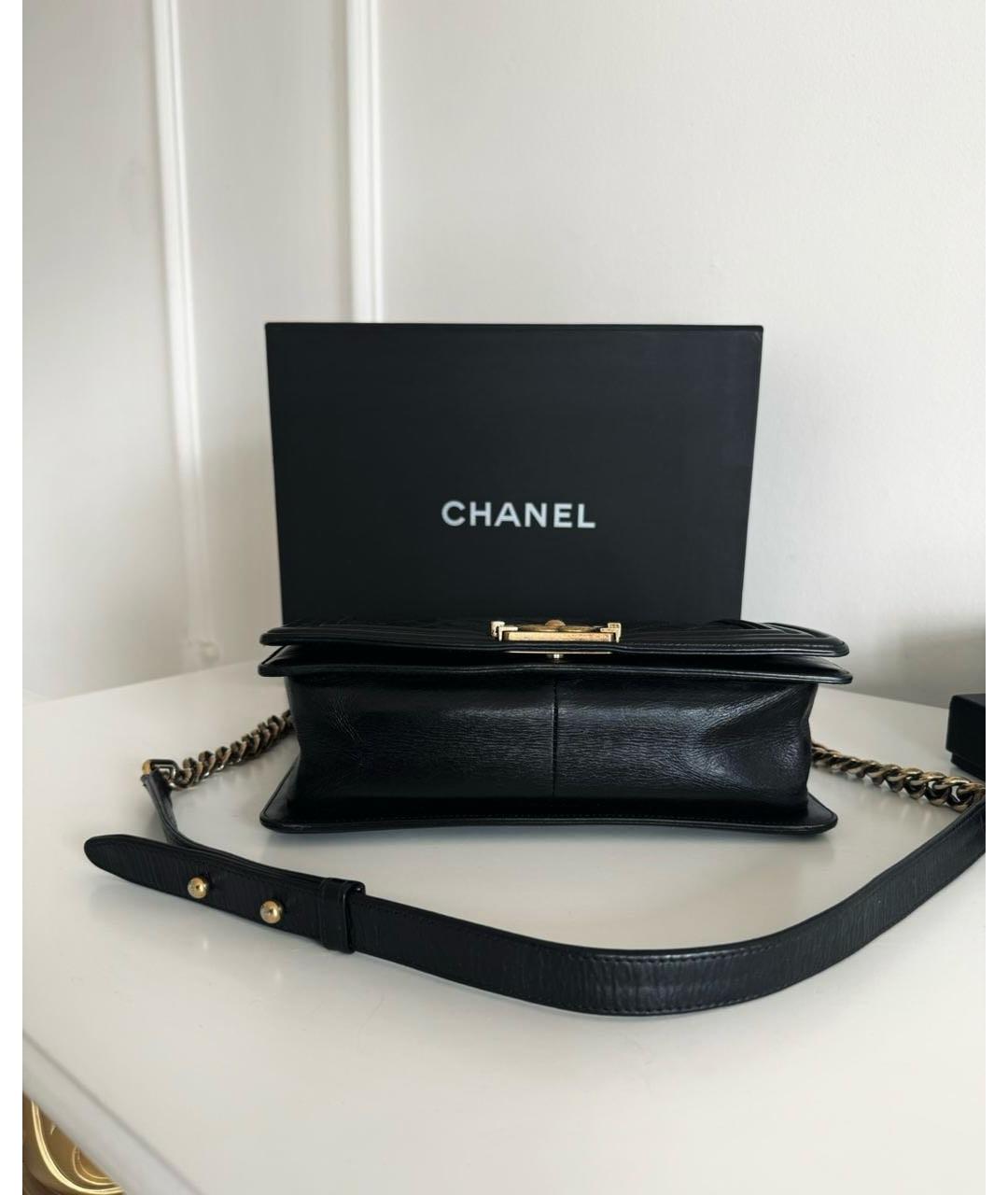 CHANEL PRE-OWNED Черная кожаная сумка на плечо, фото 5