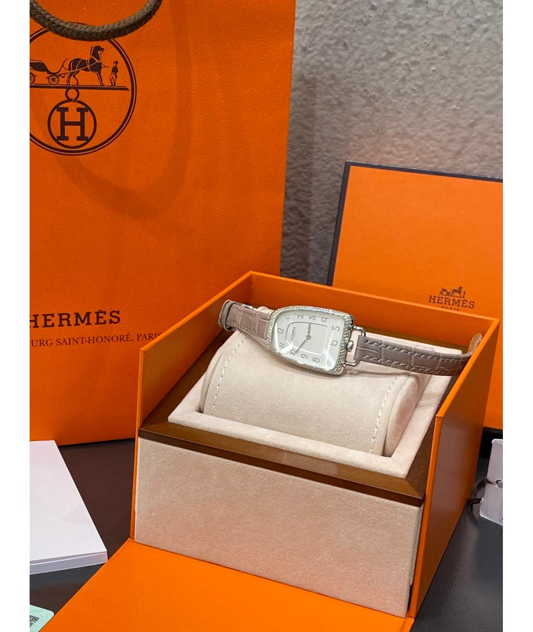 HERMES PRE-OWNED Белые стальные часы, фото 3