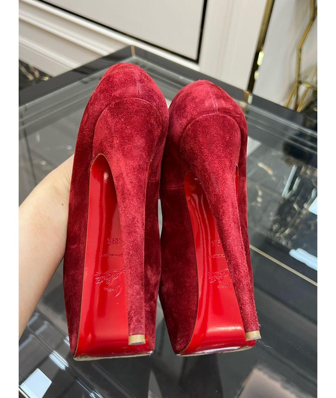 CHRISTIAN LOUBOUTIN Красные замшевые туфли, фото 6