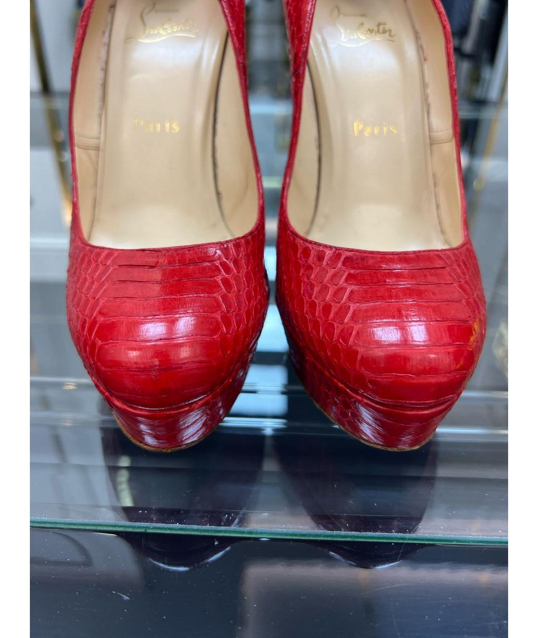 CHRISTIAN LOUBOUTIN Красные туфли из экзотической кожи, фото 7