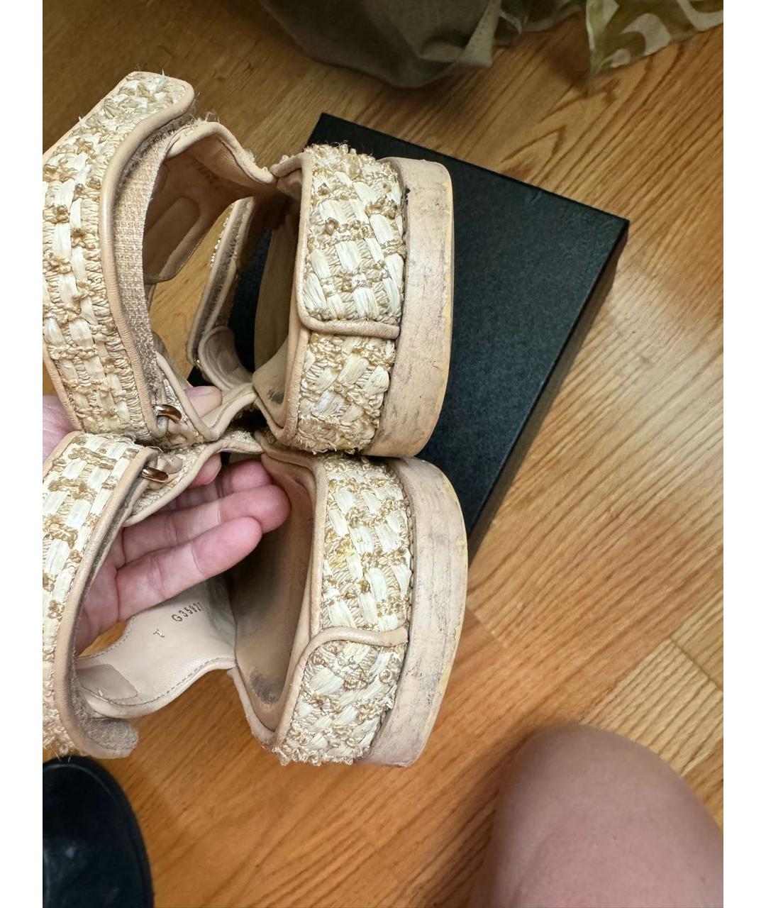 CHANEL PRE-OWNED Желтые кожаные сандалии, фото 8