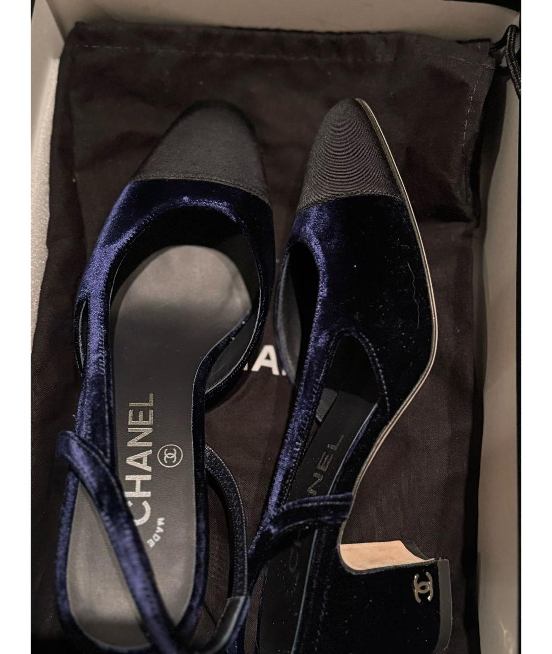 CHANEL Темно-синие бархатные туфли, фото 4