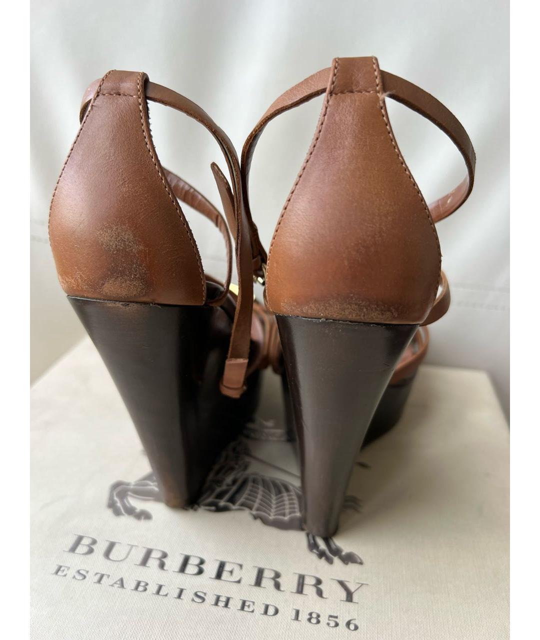BURBERRY Коричневые кожаные босоножки, фото 5
