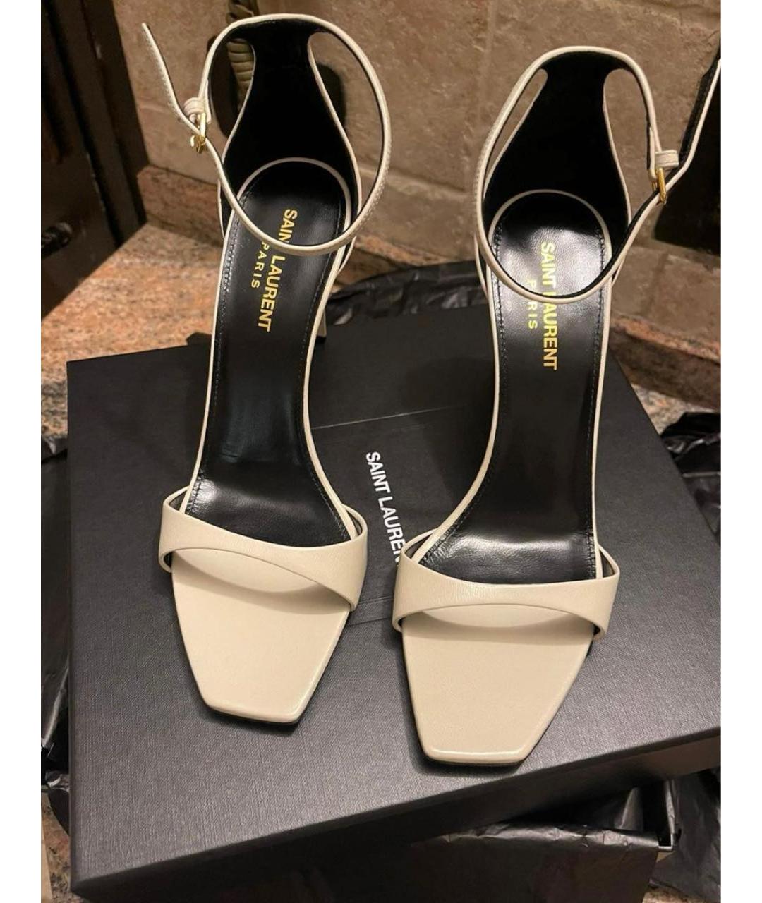SAINT LAURENT Белые кожаные босоножки, фото 2