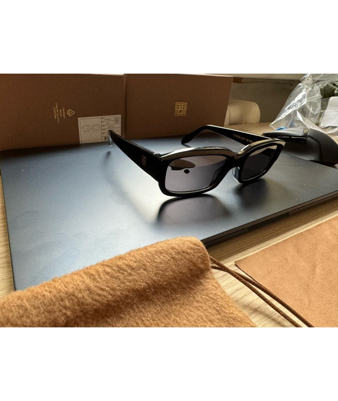 TOTEME Черные пластиковые солнцезащитные очки, фото 4