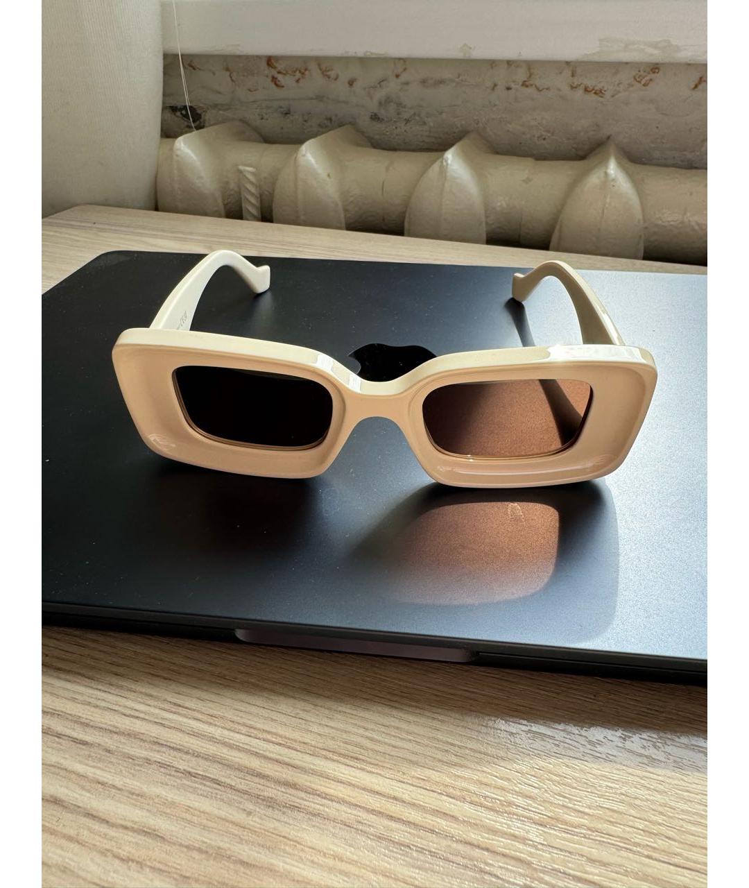 LOEWE Бежевые пластиковые солнцезащитные очки, фото 6