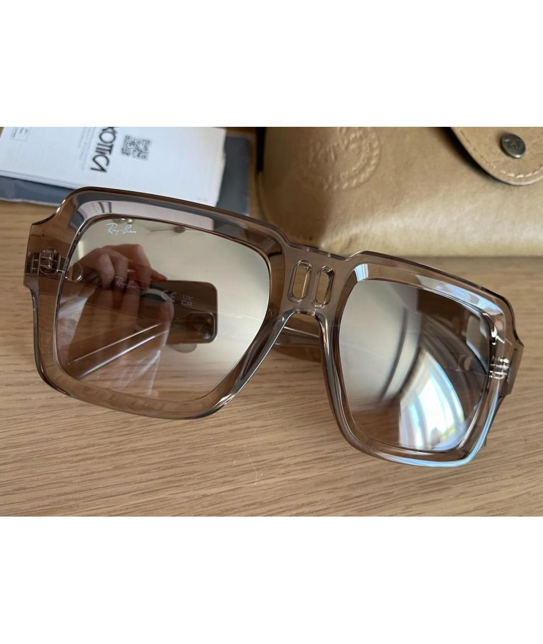 RAY BAN Бежевые пластиковые солнцезащитные очки, фото 9