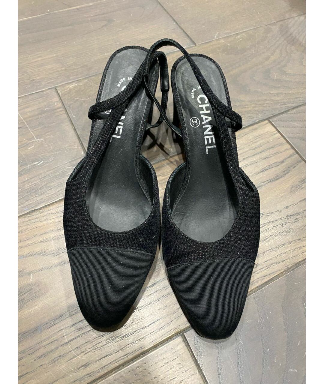CHANEL PRE-OWNED Черные бархатные туфли, фото 3
