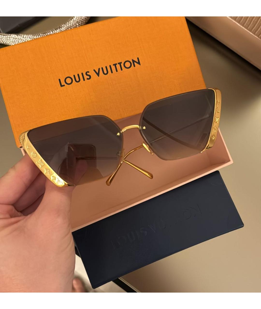LOUIS VUITTON PRE-OWNED Золотые солнцезащитные очки, фото 2