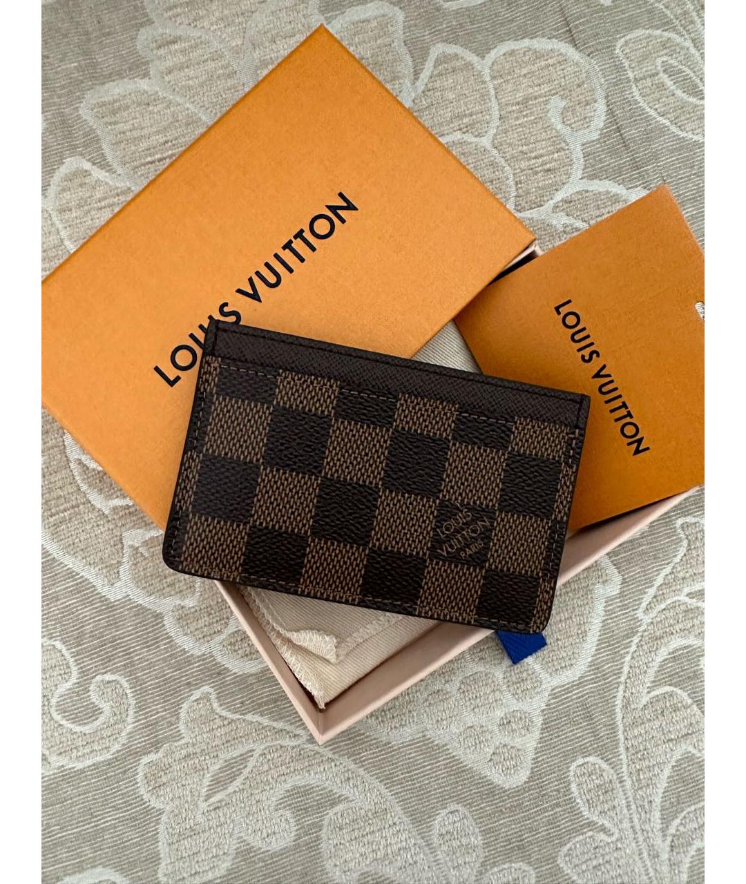 LOUIS VUITTON Коричневый кардхолдер, фото 2