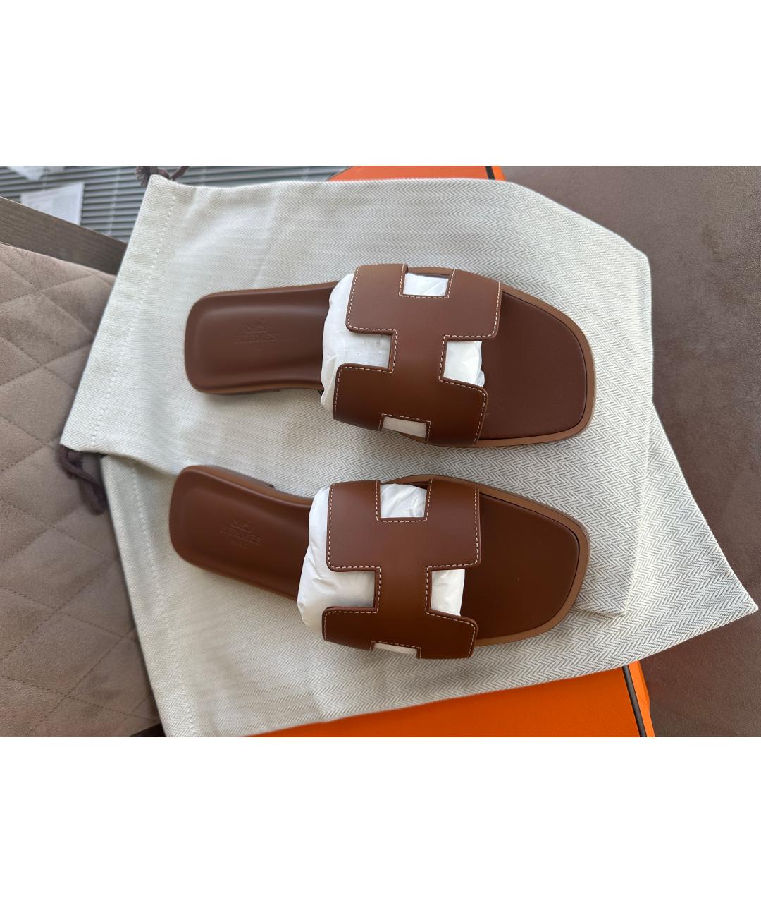 HERMES Коричневые кожаные шлепанцы, фото 2