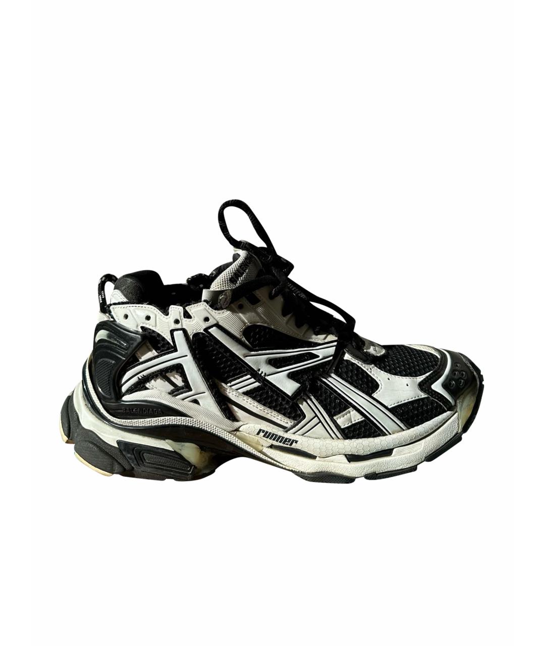 

Низкие кроссовки / кеды