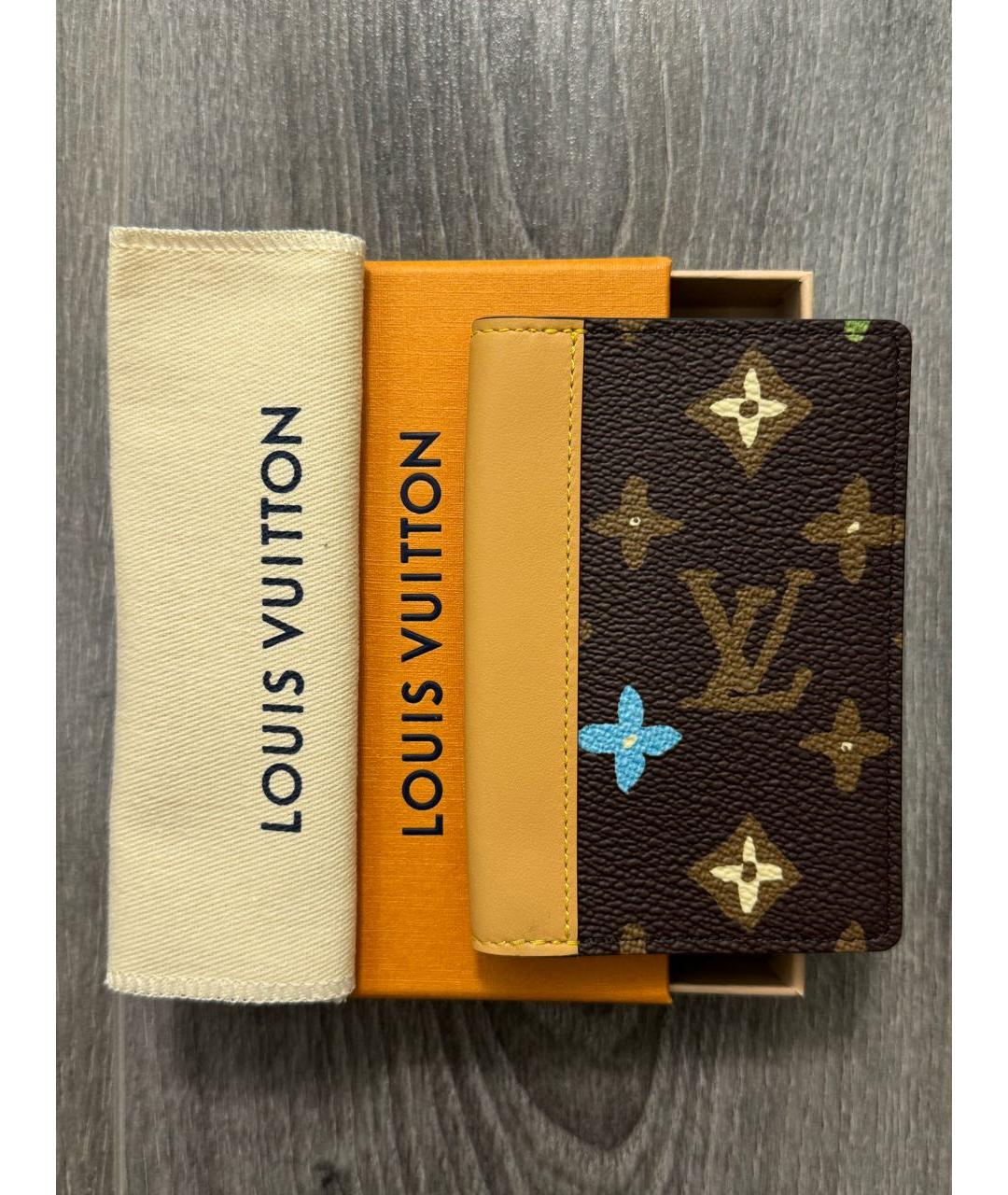 LOUIS VUITTON Коричневый кошелек, фото 2