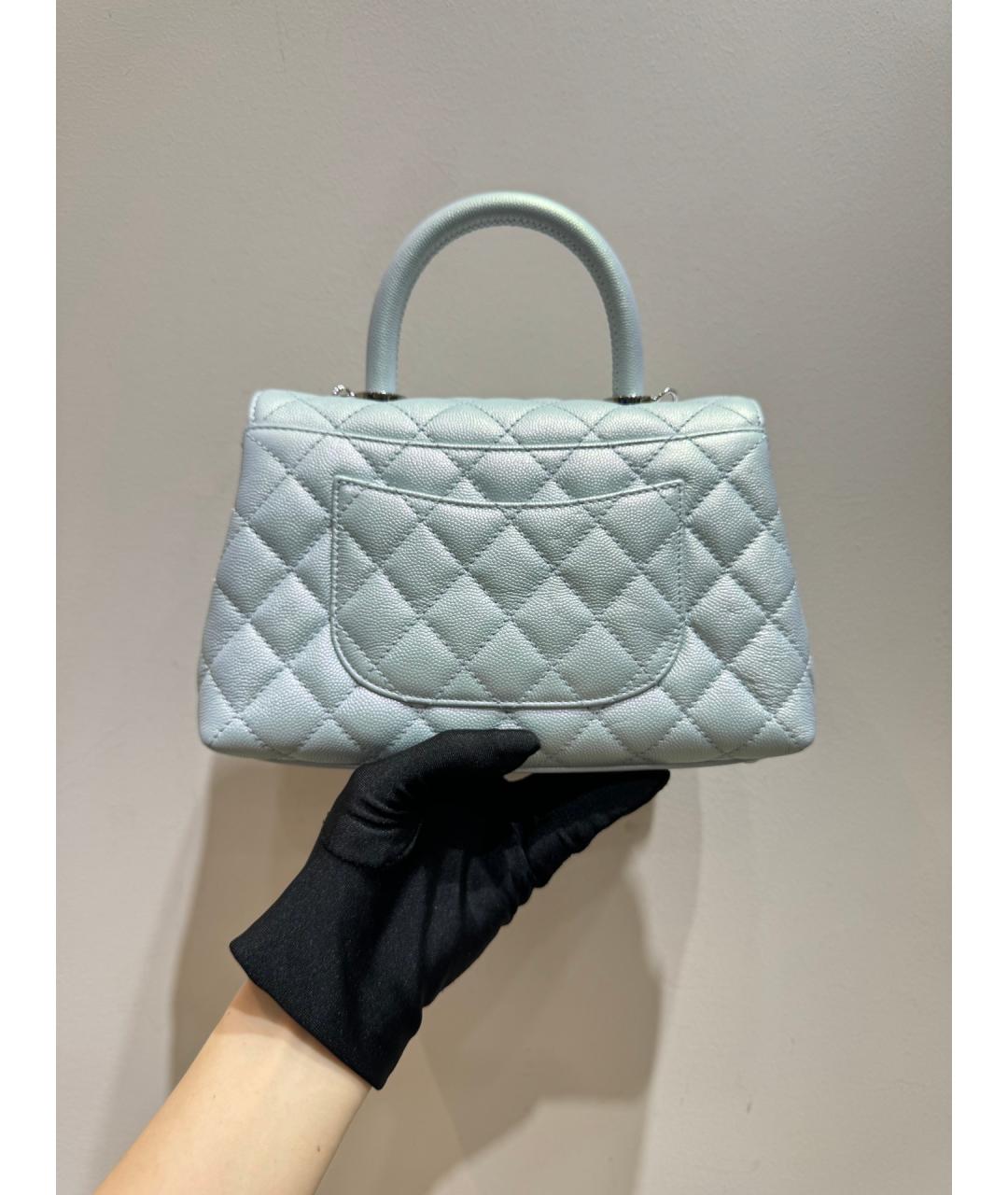 CHANEL Голубая кожаная сумка с короткими ручками, фото 3