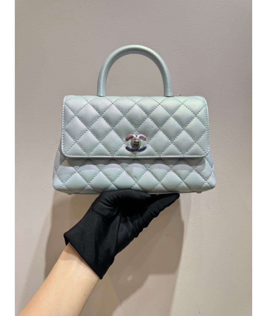 CHANEL Голубая кожаная сумка с короткими ручками, фото 2