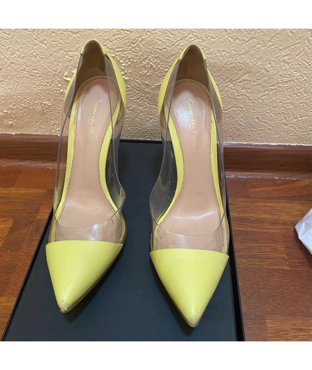 GIANVITO ROSSI Желтые кожаные туфли, фото 2