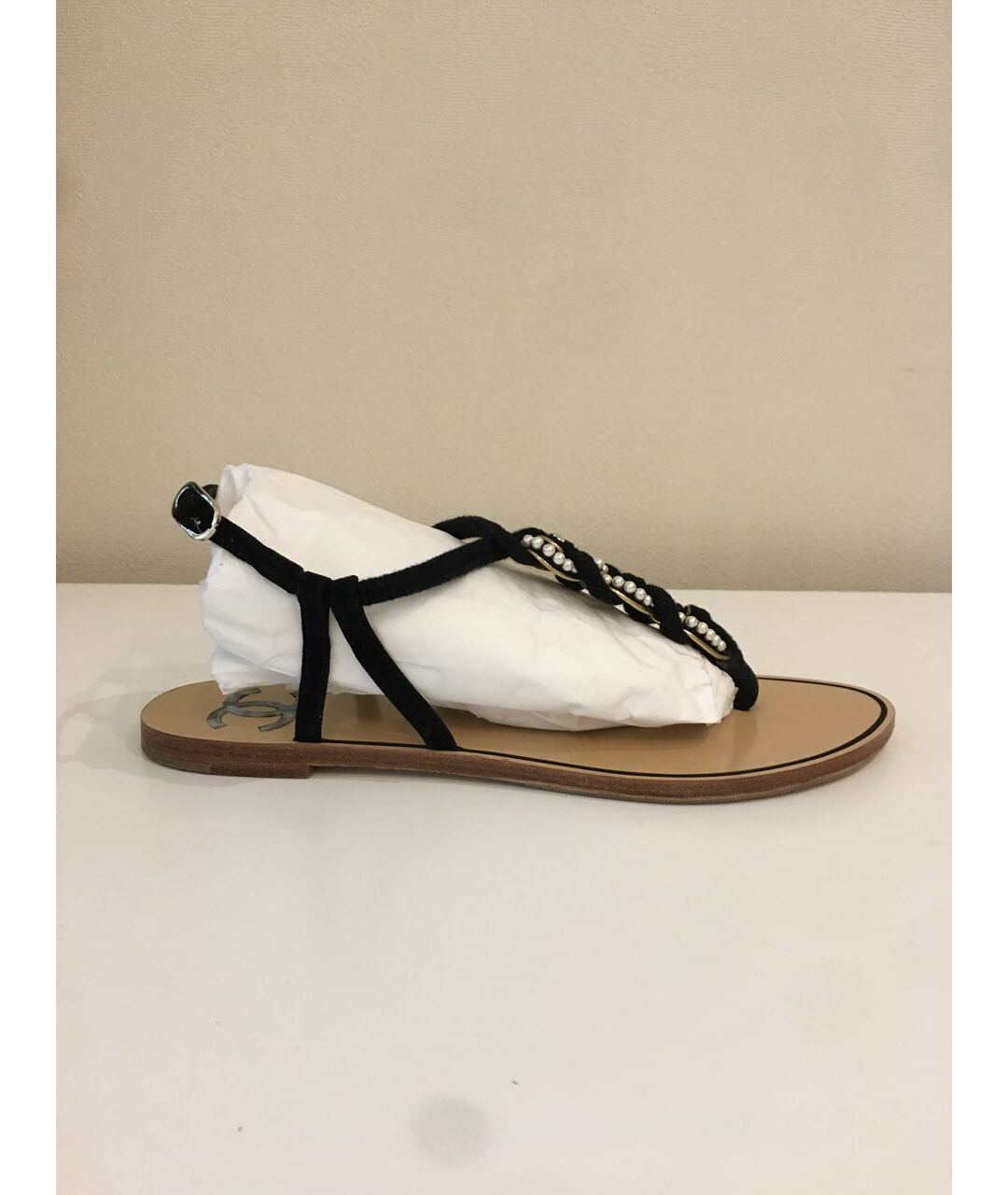 CHANEL PRE-OWNED Черные замшевые сандалии, фото 2