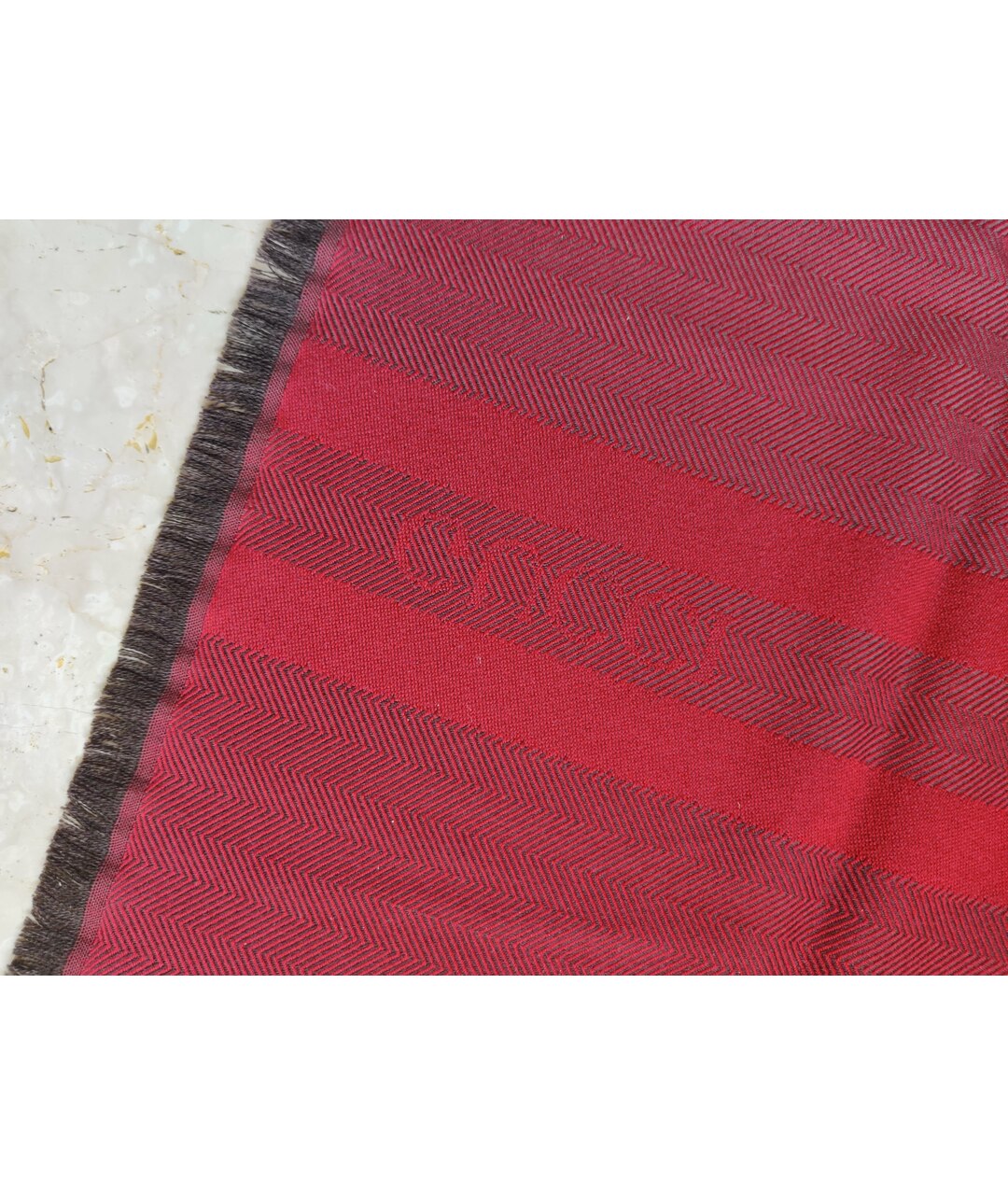 GUCCI Бордовый шерстяной шарф, фото 5