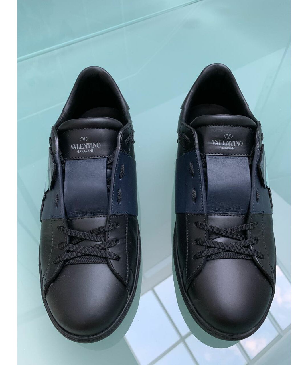 VALENTINO GARAVANI Черные кожаные низкие кроссовки / кеды, фото 2