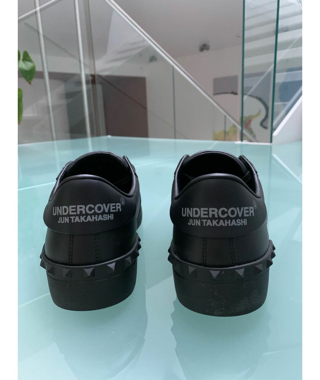 VALENTINO GARAVANI Черные кожаные низкие кроссовки / кеды, фото 4