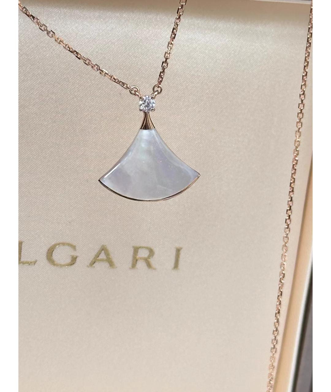 BVLGARI Белая подвеска из розового золота, фото 9