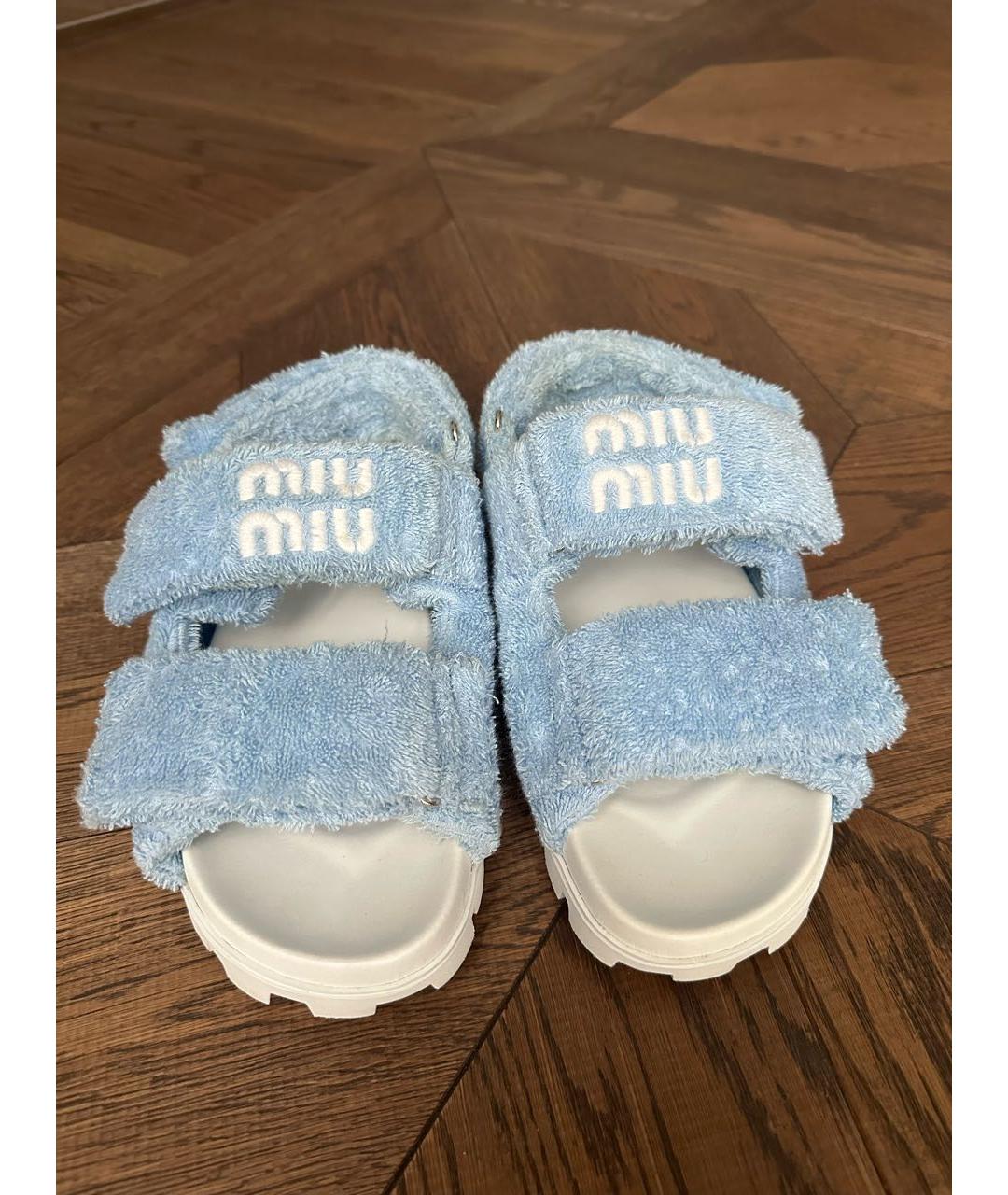 MIU MIU Голубые текстильные сандалии, фото 2