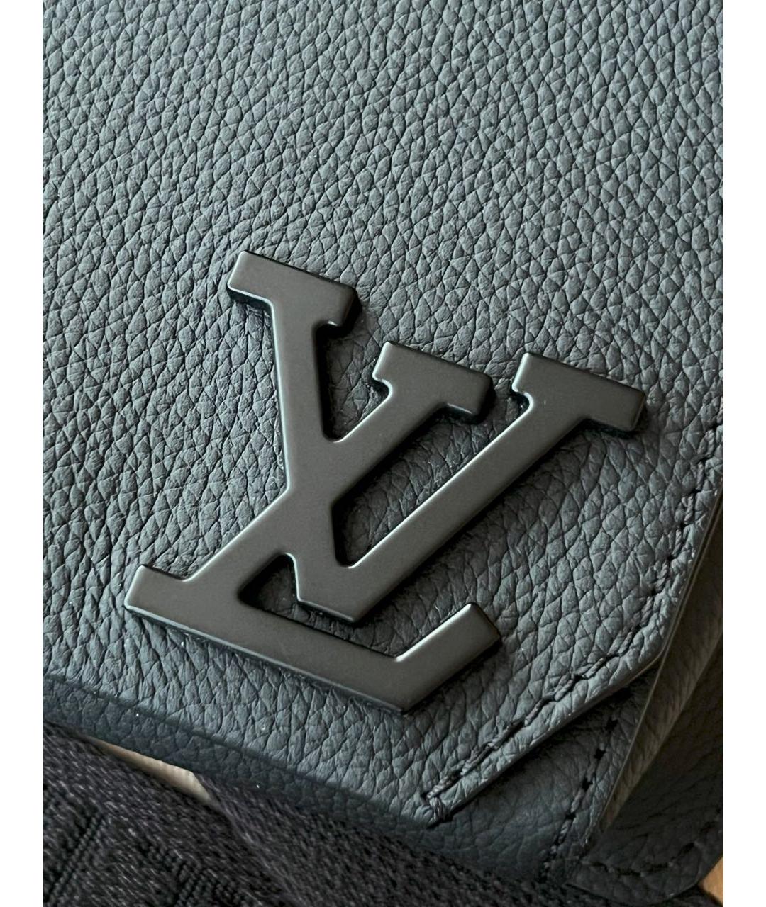 LOUIS VUITTON Черная кожаная поясная сумка, фото 3