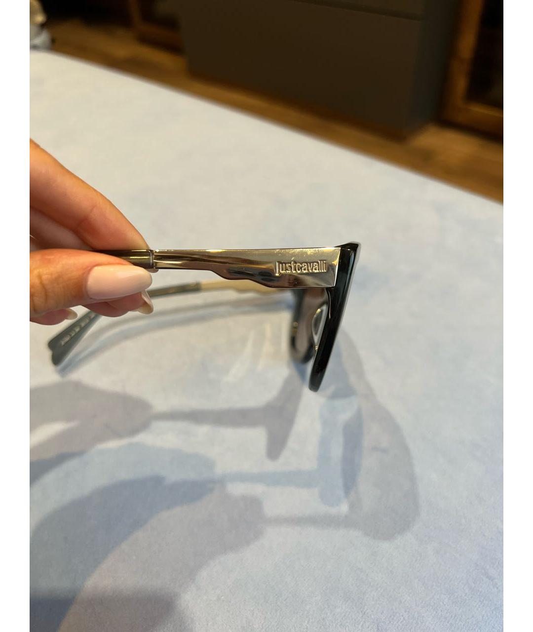 JUST CAVALLI Серые пластиковые солнцезащитные очки, фото 3