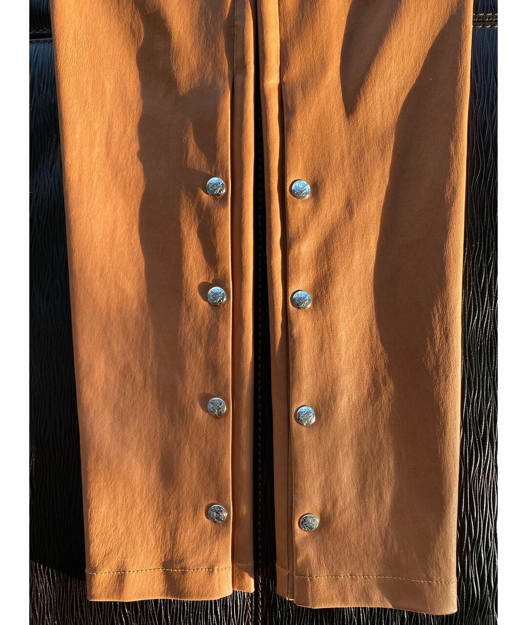 LOEWE Оранжевое кожаные брюки узкие, фото 5