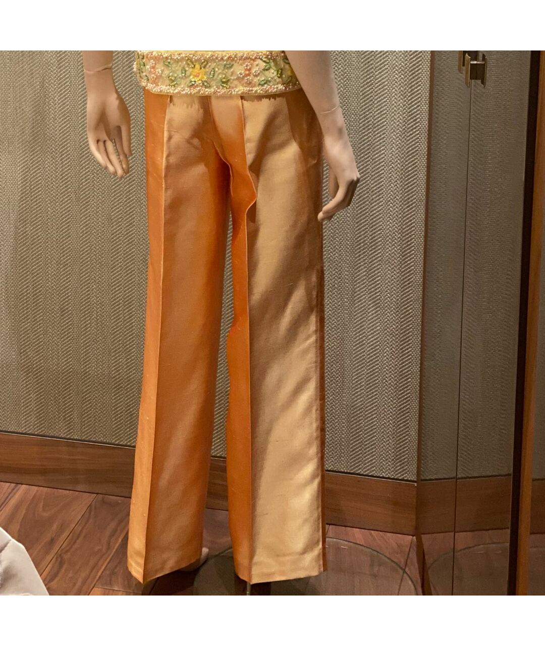 ESCADA Желтые шелковые прямые брюки, фото 3