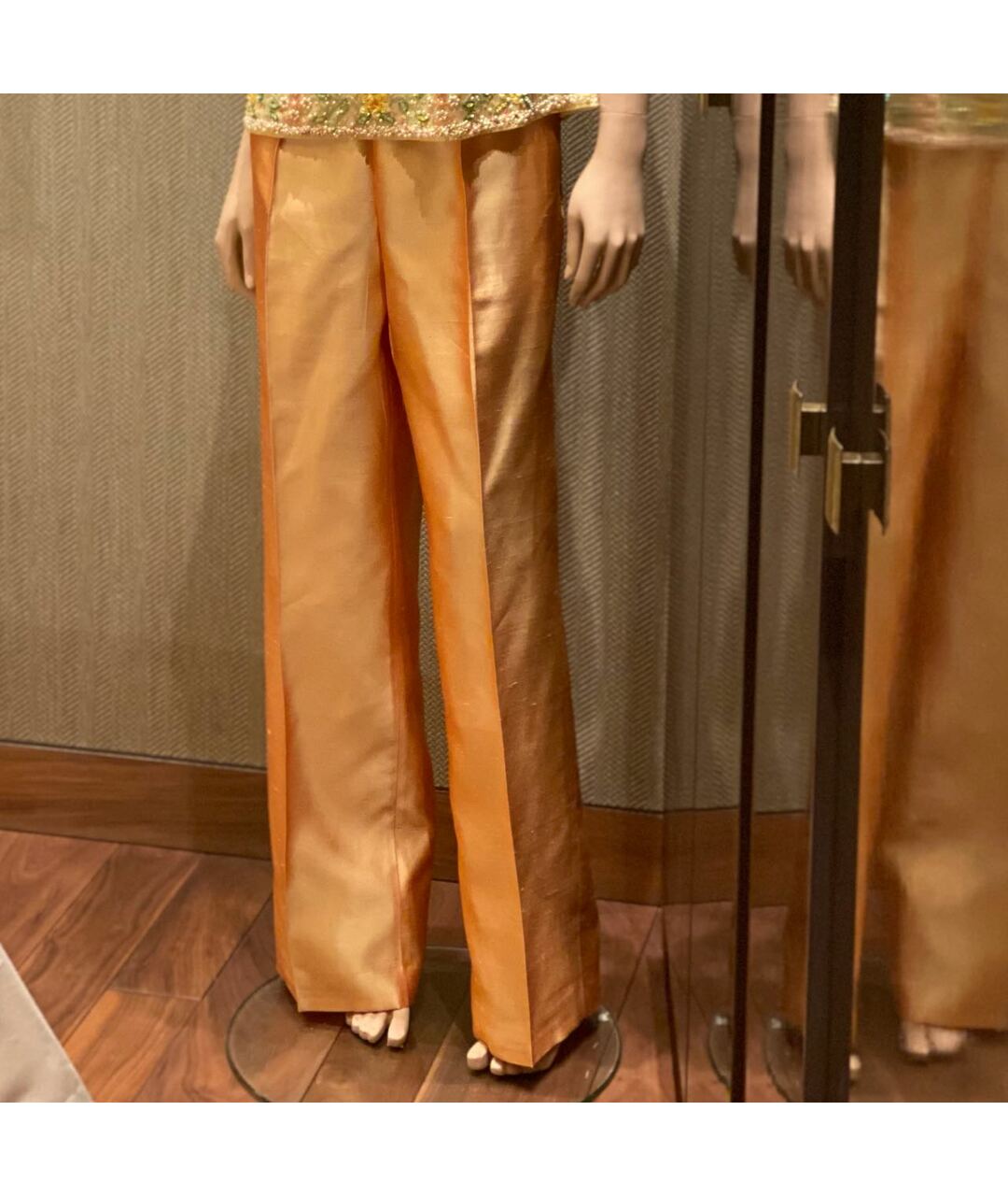 ESCADA Желтые шелковые прямые брюки, фото 6
