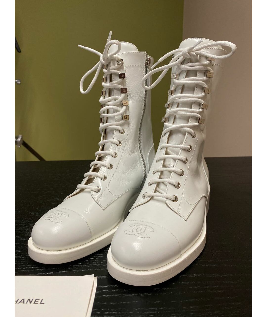 CHANEL PRE-OWNED Белые кожаные ботинки, фото 2