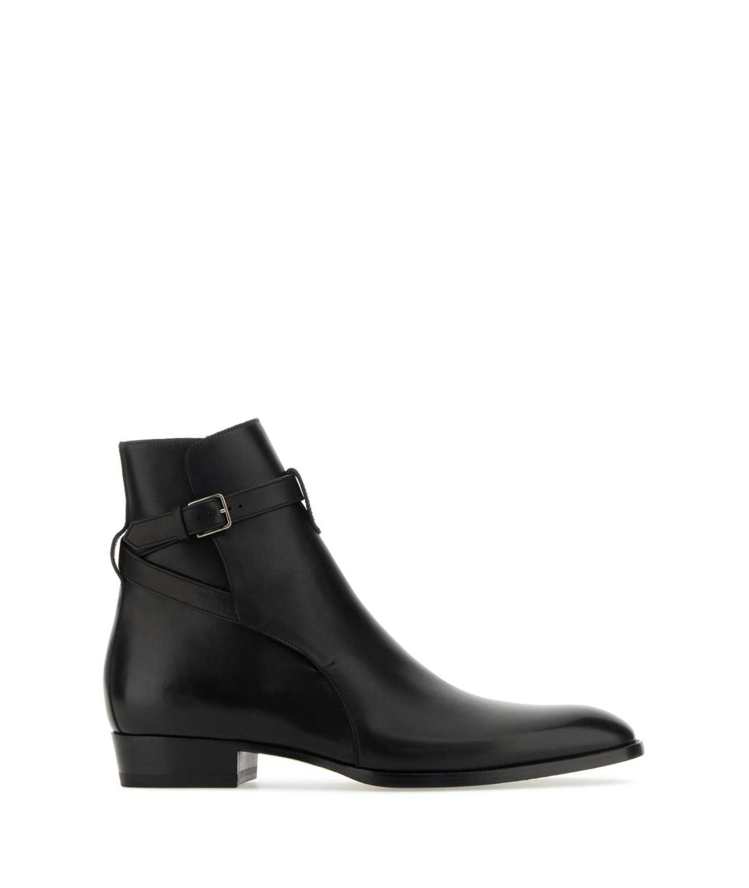 

Высокие ботинки